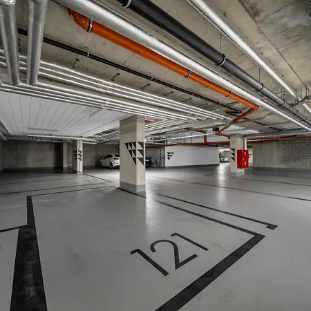 Praga - Workspace, Balcony And Parking By Rentujemy Apartment *