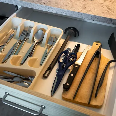 Praga - Workspace, Balcony And Parking By Rentujemy *