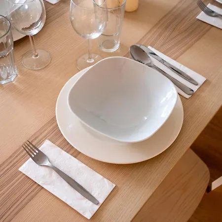 Praga - Workspace, Balcony And Parking By Rentujemy Varşova