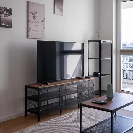 Apartment Praga - Workspace, Balcony And Parking By Rentujemy Warsaw