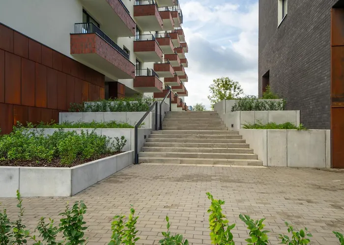 Praga - Workspace, Balcony And Parking By Rentujemy Appartement Warschau