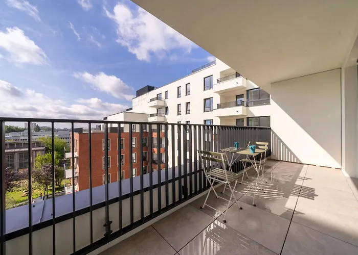 Praga - Workspace, Balcony And Parking By Rentujemy * Warschau