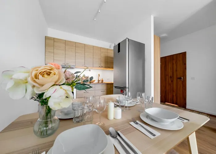 Praga - Workspace, Balcony And Parking By Rentujemy 아파트 바르샤바