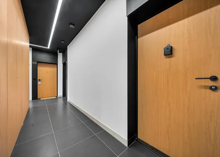 Appartement Praga - Workspace, Balcony And Parking By Rentujemy *