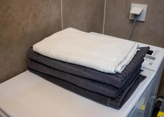 Praga - Workspace, Balcony And Parking By Rentujemy *