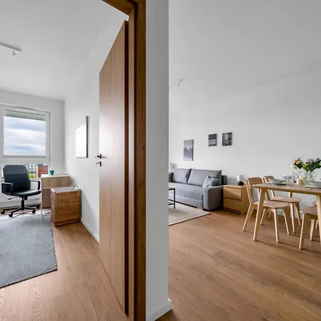 Apartment Praga - Workspace, Balcony And Parking By Rentujemy Warsaw