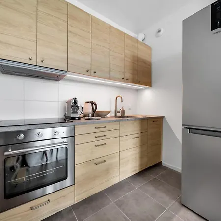Apartment Praga - Workspace, Balcony And Parking By Rentujemy *